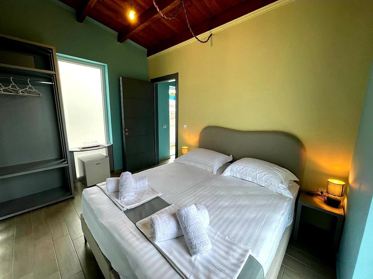 Saint Michelle Residence Shetaj ภายนอก รูปภาพ